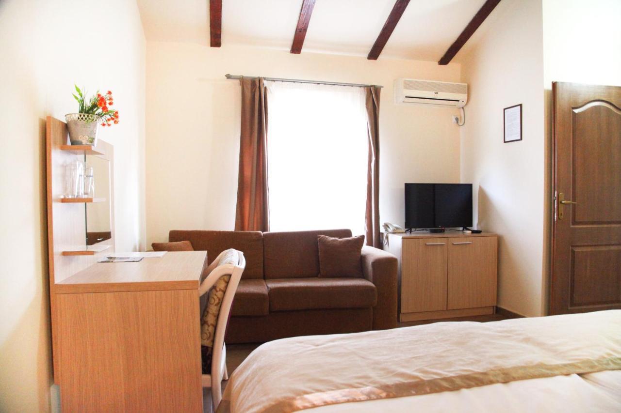 S Club Resort Hotel Aqua Park And Spa Beograd Ngoại thất bức ảnh
